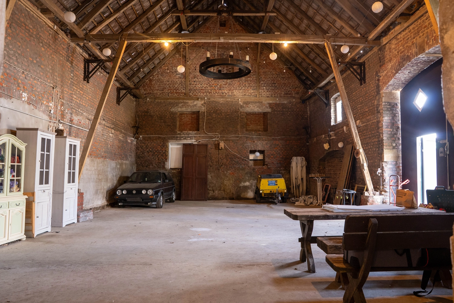 Alpakahof Dingen - Alpaka-Trekking - drinnen